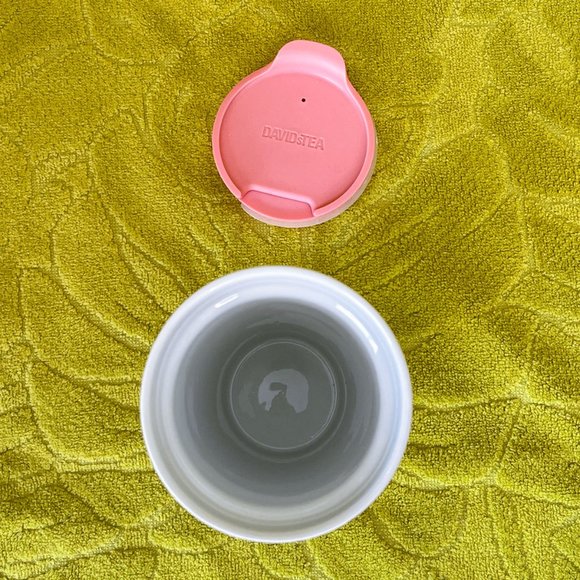 Davids Tea Twisted Pink Flamingo Ceramic Christmas Lights Travel Tumbler Mug Lid - Picture 10 of 10